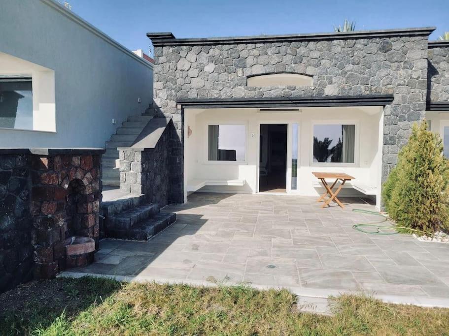 Ocean Sun 5 Apartman Éxo Goniá Kültér fotó